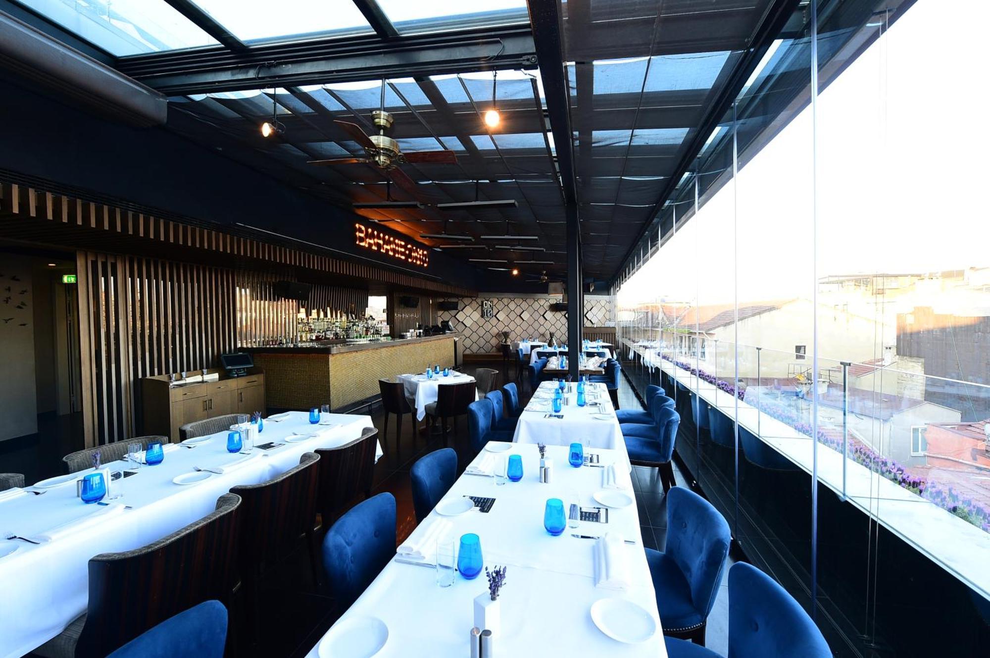 فندق 10 كاراكوي اسطنبول المظهر الخارجي الصورة The restaurant