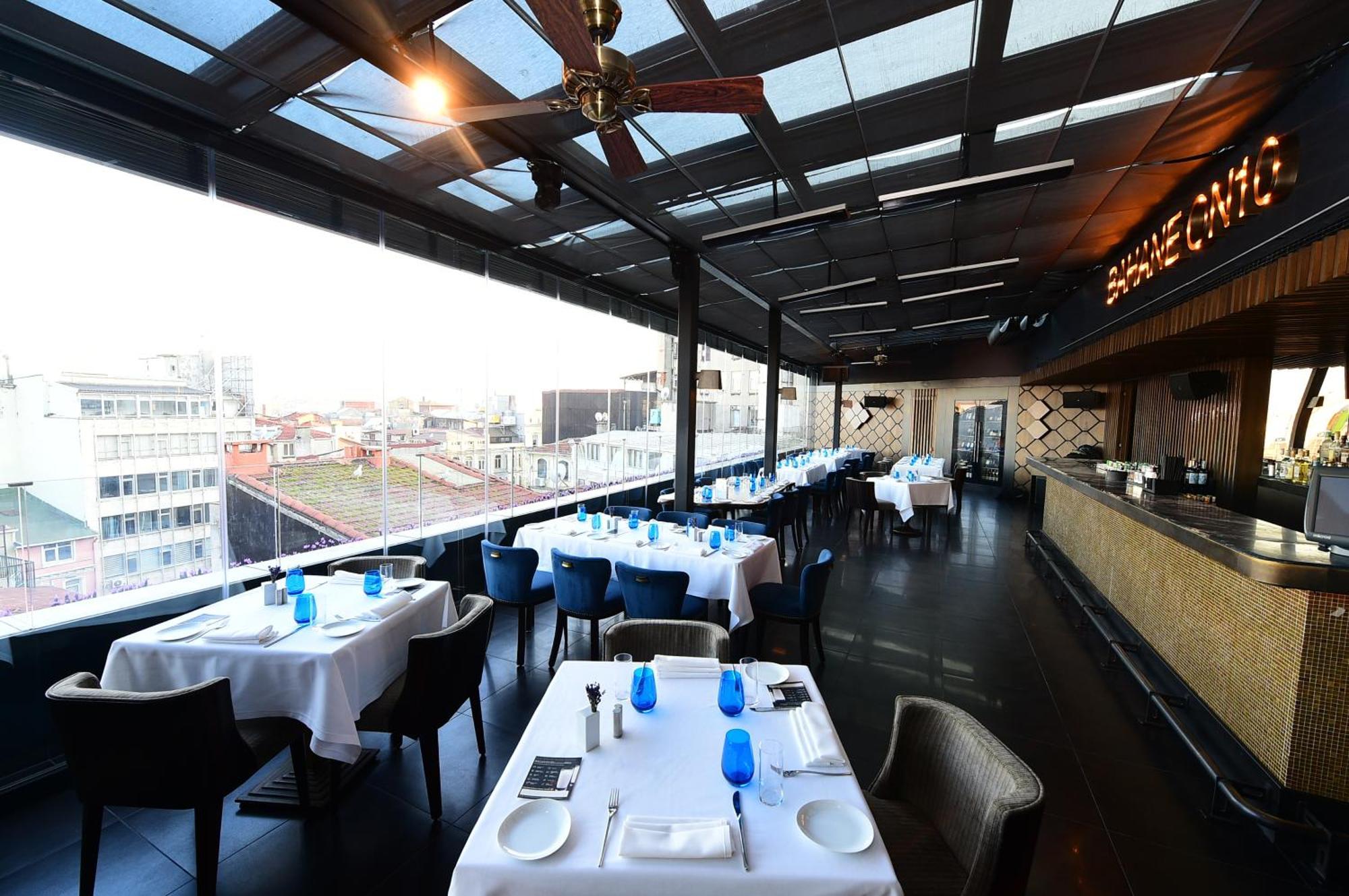 فندق 10 كاراكوي اسطنبول المظهر الخارجي الصورة The restaurant