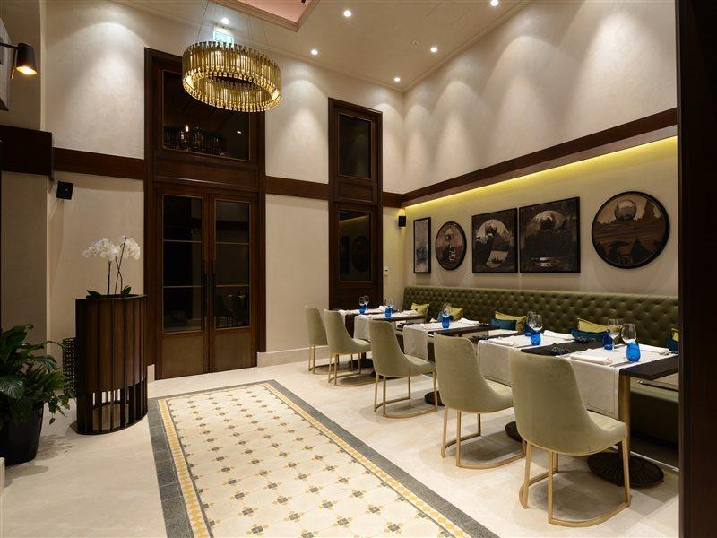فندق 10 كاراكوي اسطنبول المظهر الخارجي الصورة The interior of the restaurant