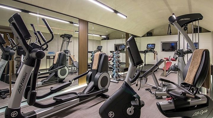 فندق 10 كاراكوي اسطنبول المظهر الخارجي الصورة The gym at the hotel