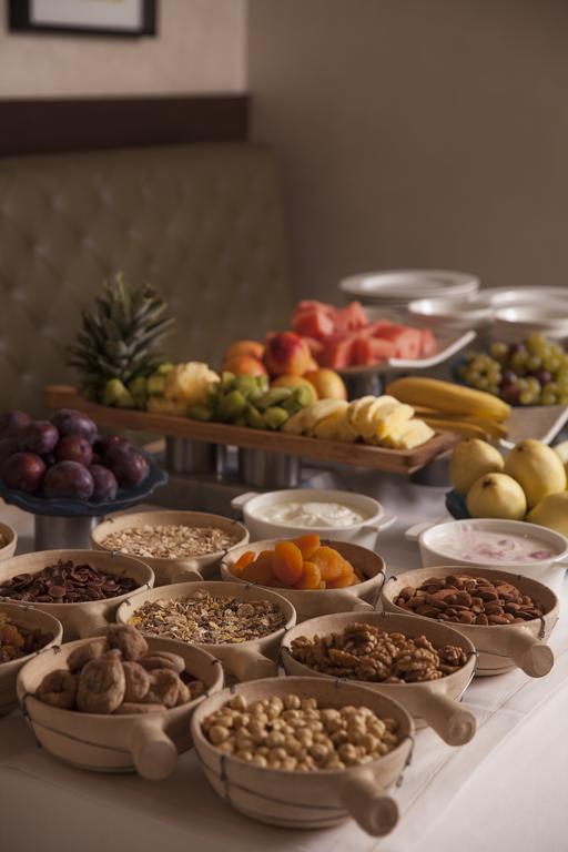 فندق 10 كاراكوي اسطنبول المظهر الخارجي الصورة Healthy breakfast