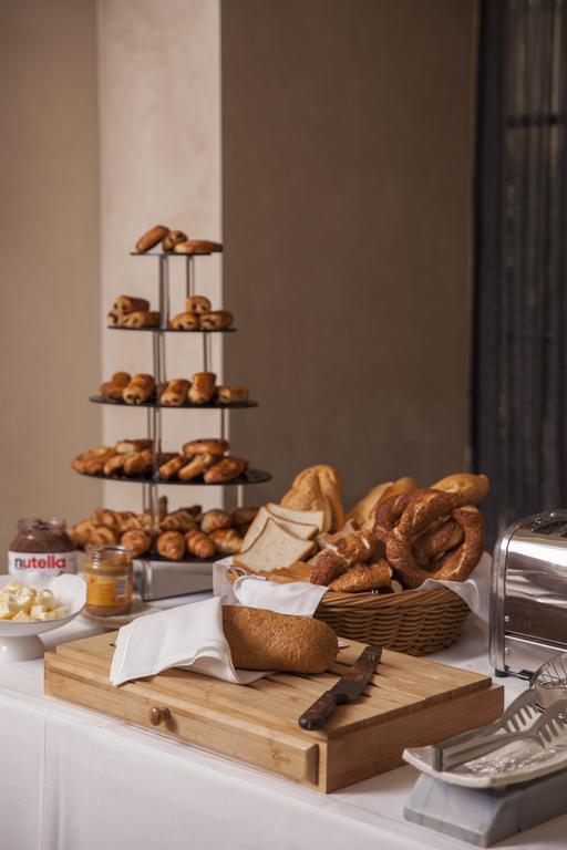 فندق 10 كاراكوي اسطنبول المظهر الخارجي الصورة A bread basket