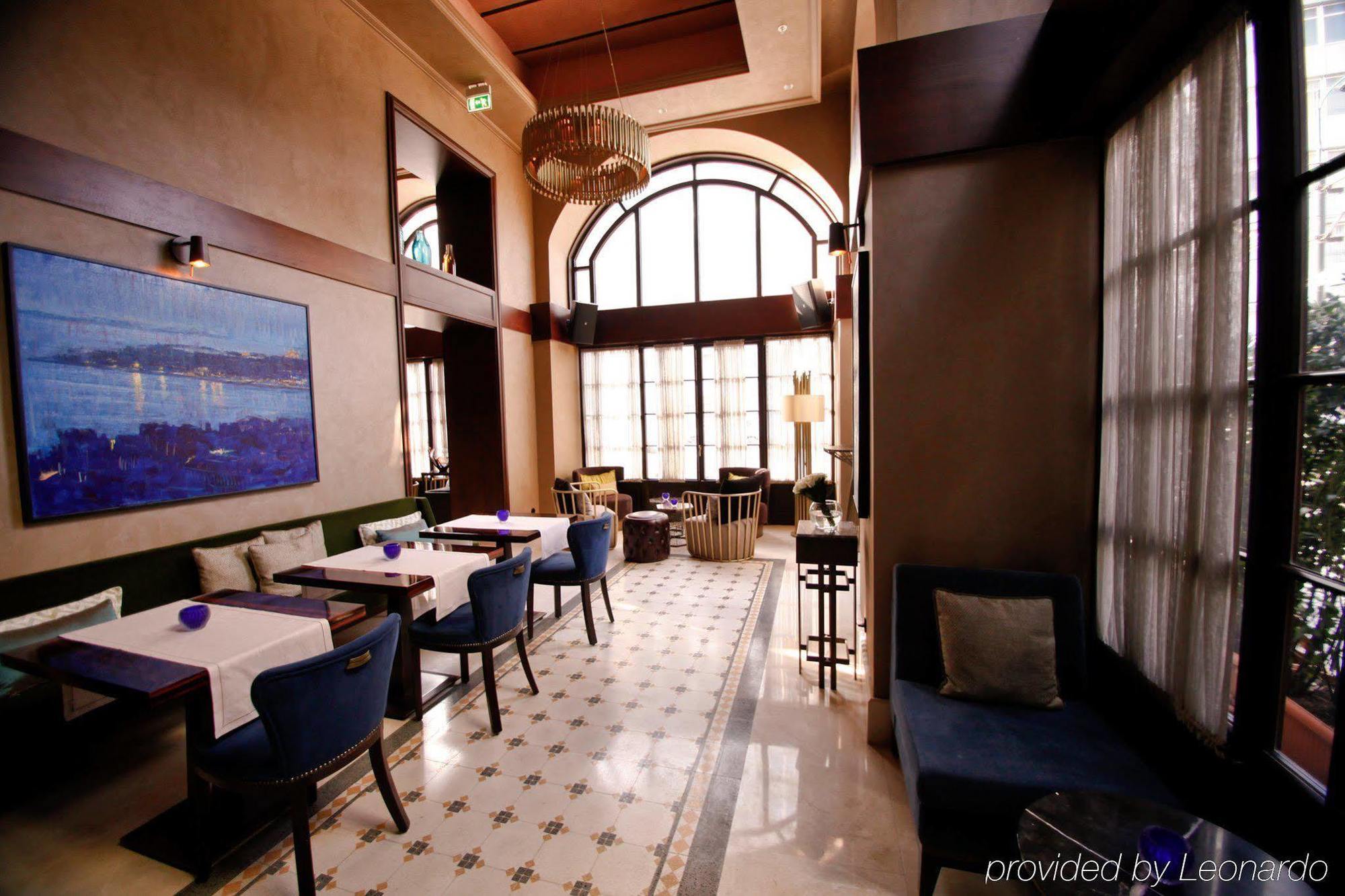 فندق 10 كاراكوي اسطنبول المظهر الخارجي الصورة The restaurant